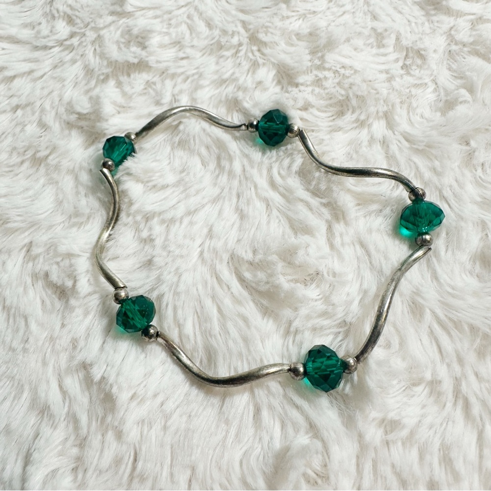 Silver Tone Bendy Bead Bracelet
